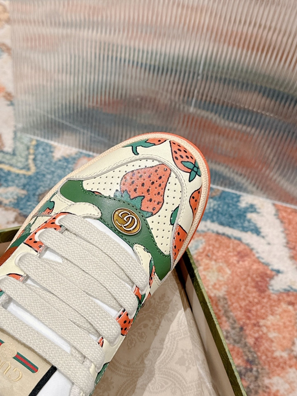 グッチ靴内部構造